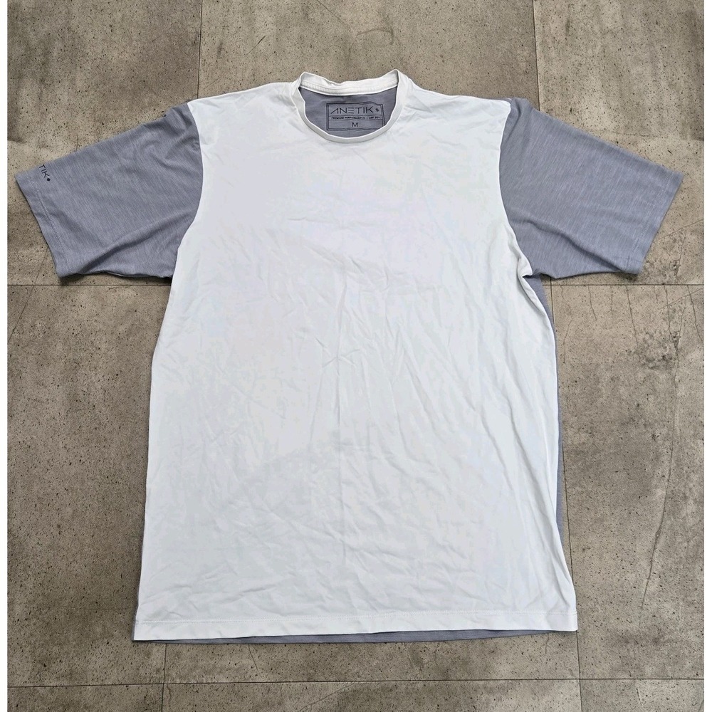 Anetik‎ Premium Performance Shirt Mens Sz Medium UPF30+ White Gray Vint Tech Sun